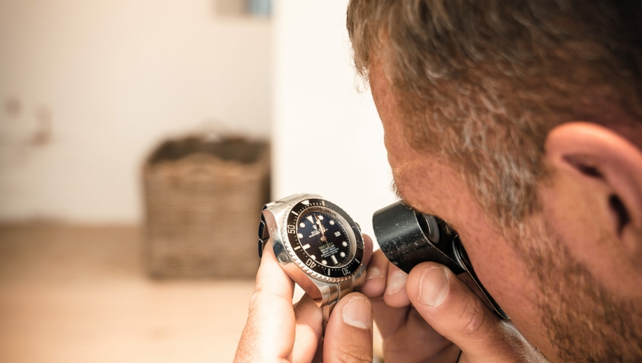 راهنمای انتخاب ساعت مردانه مناسب فصل زمستان