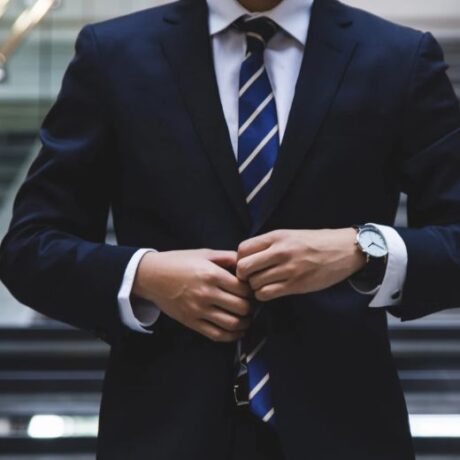 3 تاثیر ساعت مچی در مصاحبه کاری