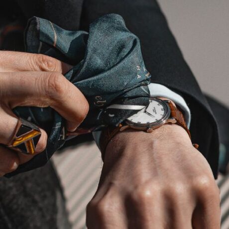 4 راه جلوگیری از اثر عرق بدن بر ساعت مچی