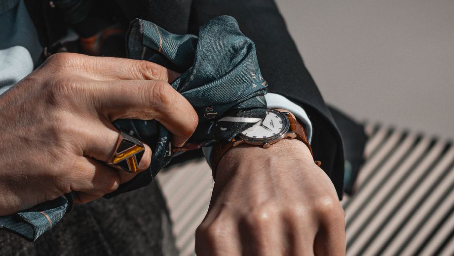 4 راه جلوگیری از اثر عرق بدن بر ساعت مچی