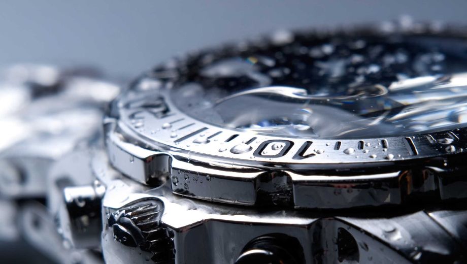 4 راه جلوگیری از اثر عرق بدن بر ساعت مچی