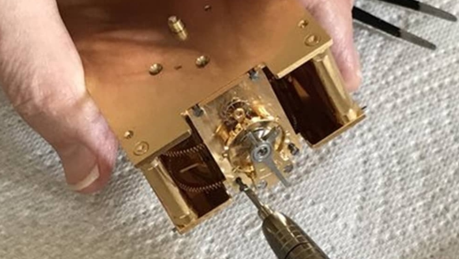 مراحل عیب‌یابی و تعمیر ساعت کوکی